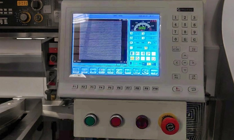 robotic tufting machine