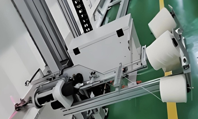 robotic tufting machine